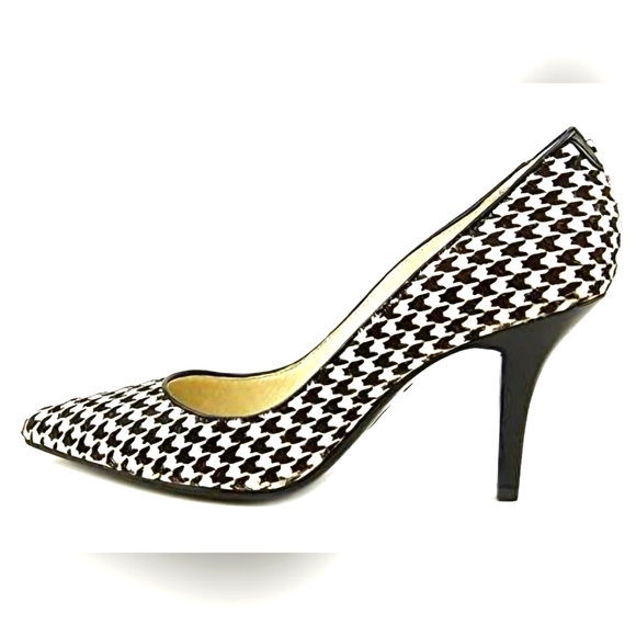 MICHAEL KORS WOMEN'S DOROTHY FLEX PUMP CALF HAIR HOUNDSTOOTH HEELS SIZE 8.5 - Picture 1 of 11